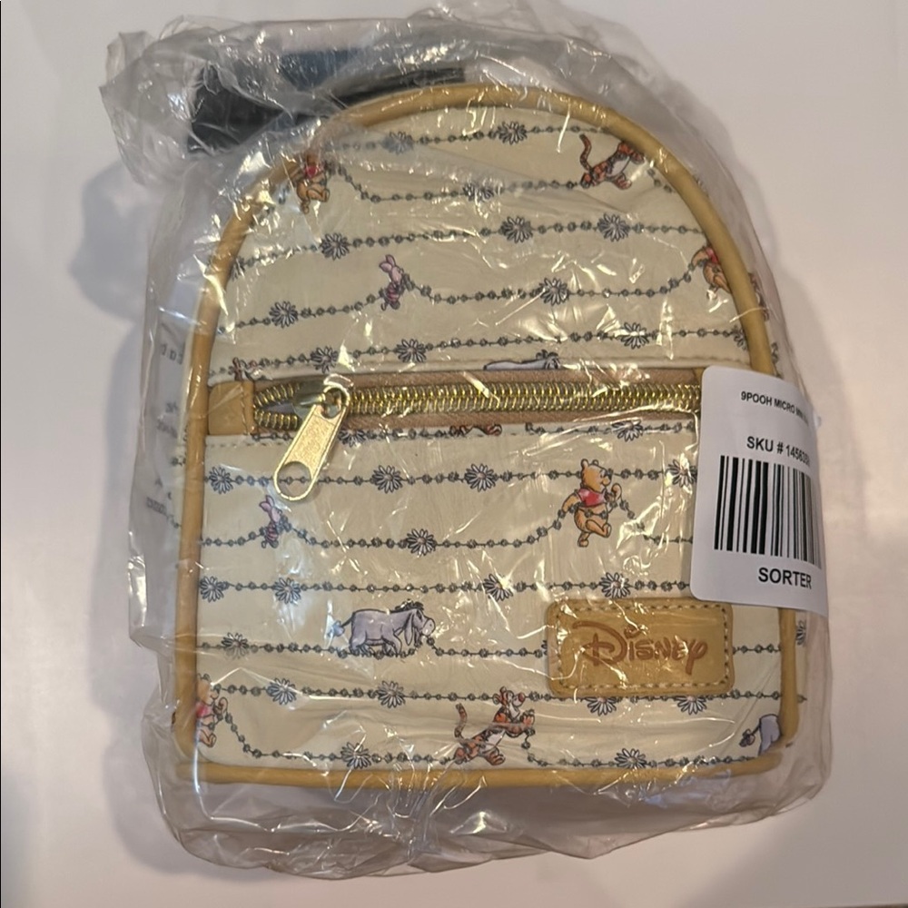 NWT Disney Winnie The Pooh Daisy Chains Micro Backpack